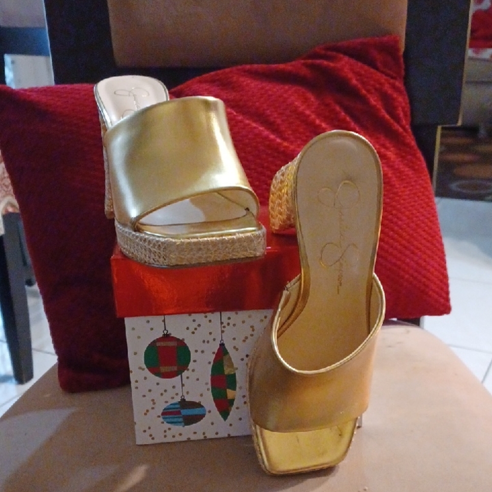 Jessica Simpson Gold Mules Sleek Design